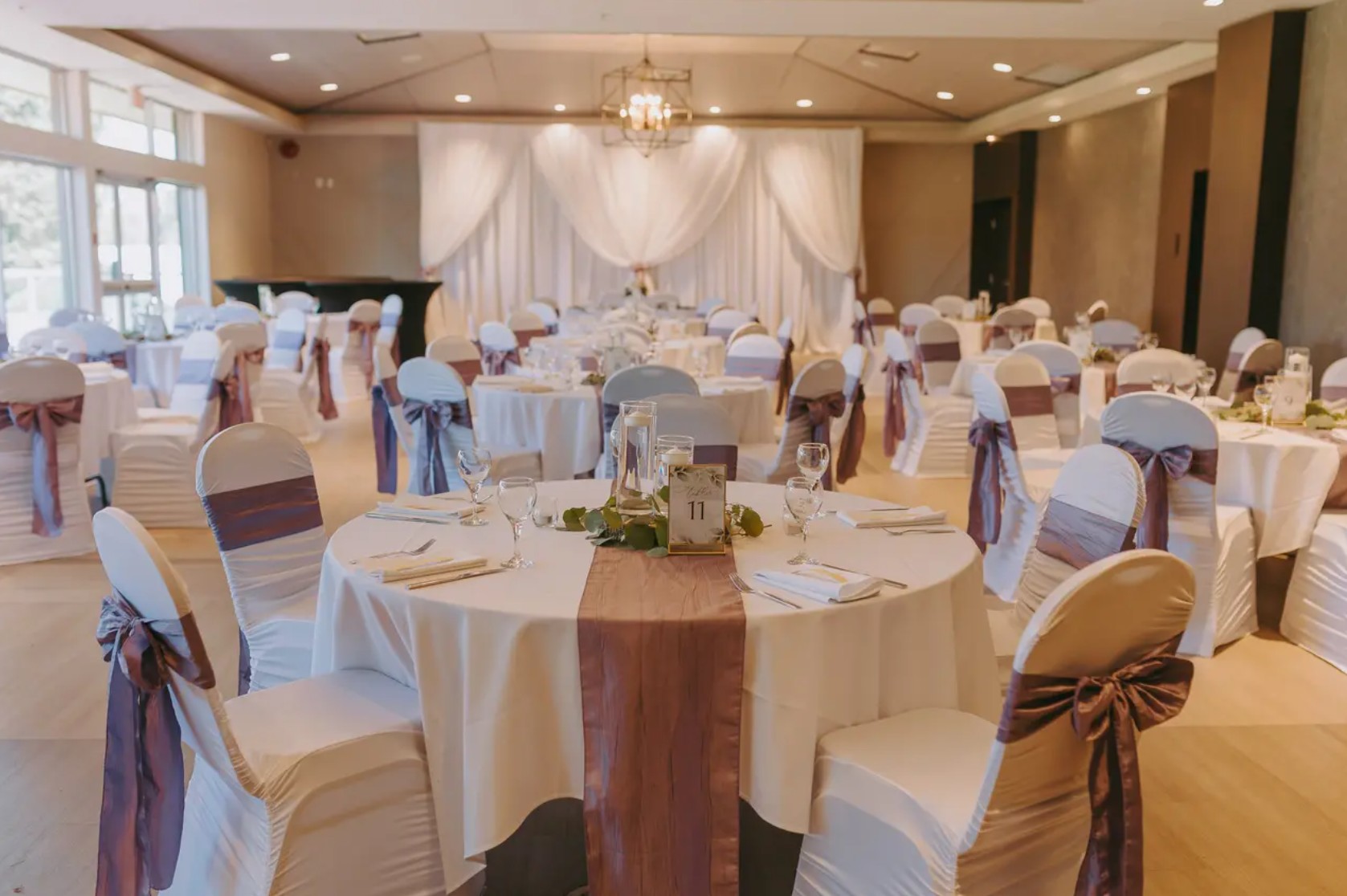 Banquet_Room_Setup_4